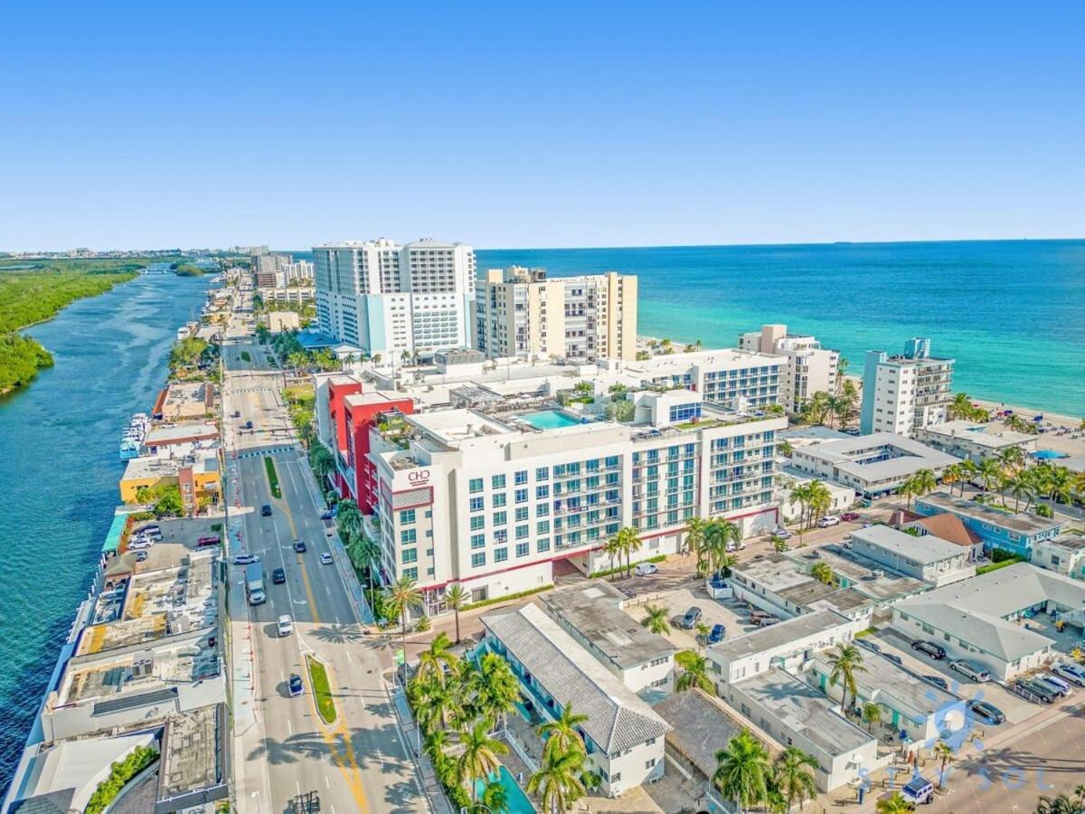 Rooftop Pool - Balcony - Hollywood Beach Broad - Walk Exterior foto